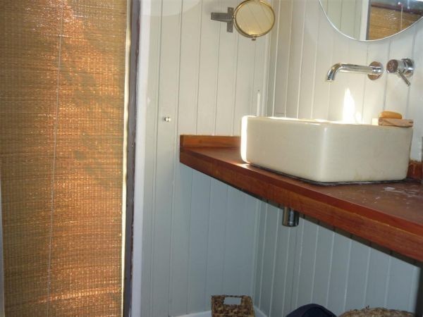 Casa en alquiler con vista al mar en El Chorro.