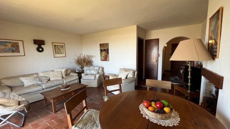 Departamento en alquiler a pasitos del agua en lo mejor de La Barra.