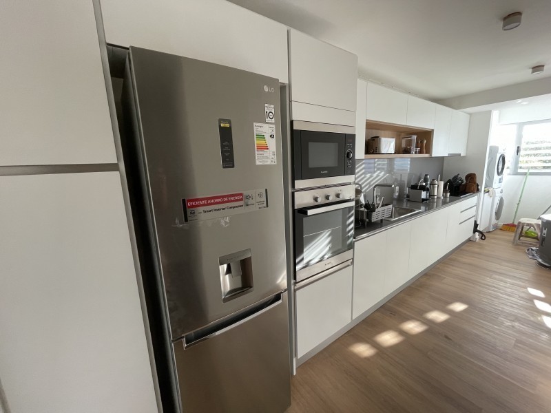 Importante departamento en alquiler con increible vista a Montoya, La Barra.