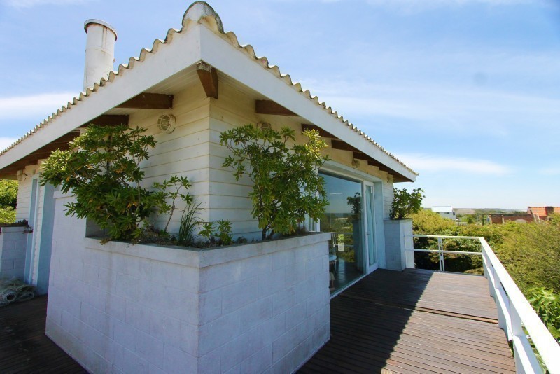 Chalet en alquiler con vista al mar en El Chorro, La Barra