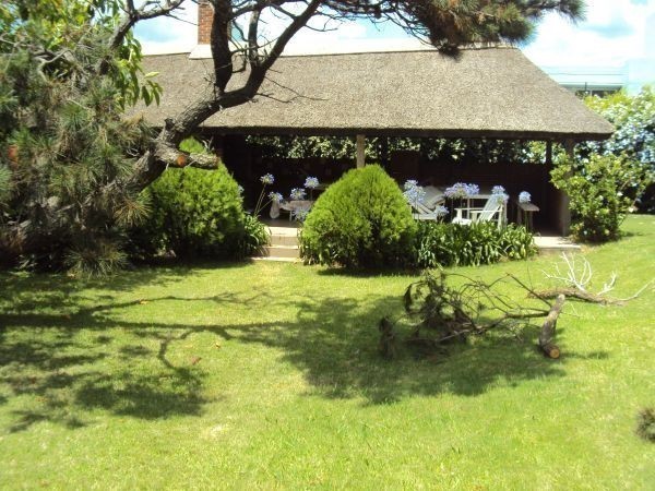 Casa en alquiler sobre Manantiales, La Barra.