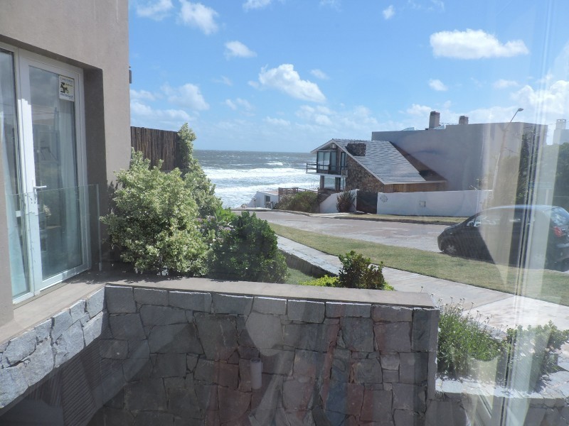 Departamento en alquiler y venta en La Posta del Cangrejo, La Barra con una vista increíble