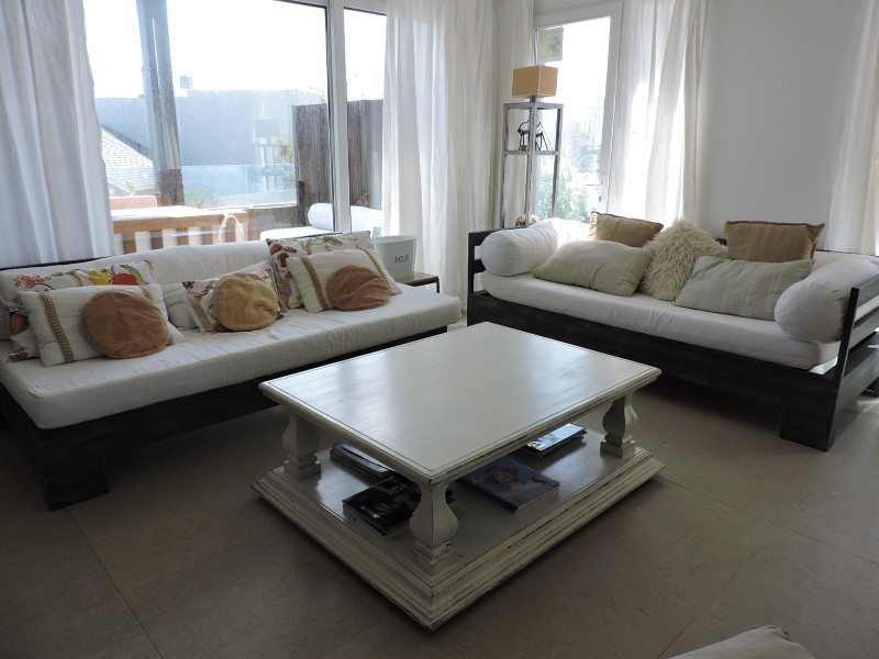 Departamento en alquiler y venta en La Posta del Cangrejo, La Barra con una vista increíble