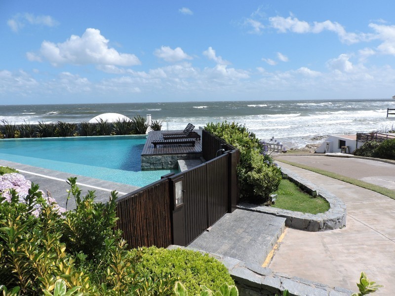 Departamento en alquiler y venta en La Posta del Cangrejo, La Barra con una vista increíble