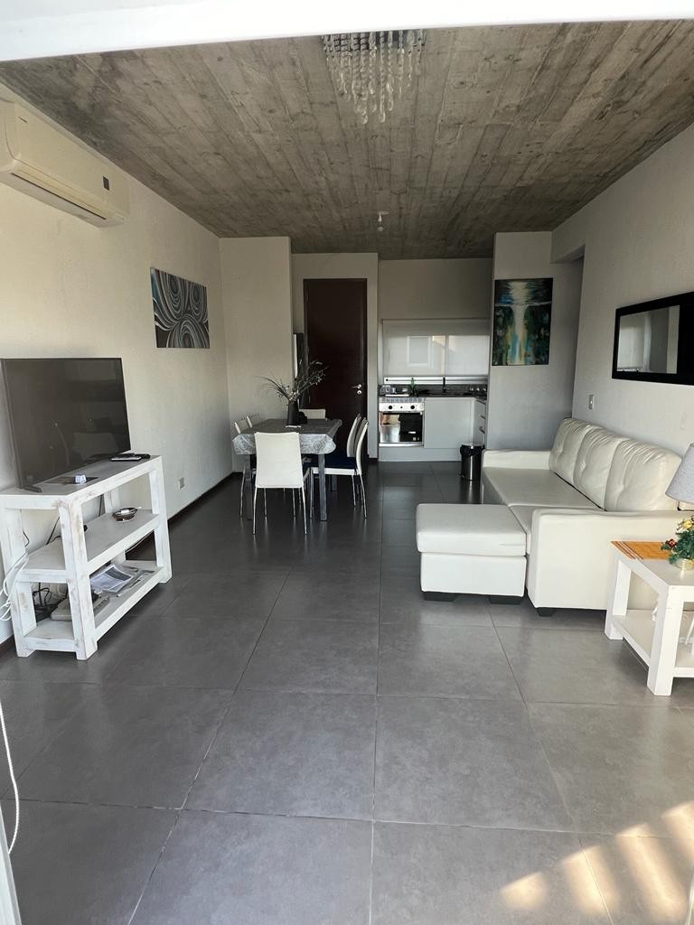 Departamento en alquiler en lo mejor de Manantiales .