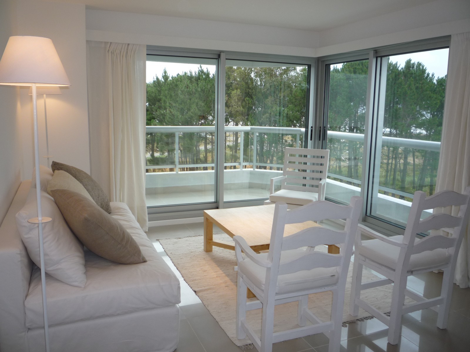 Departamento en alquiler en Playa Brava.