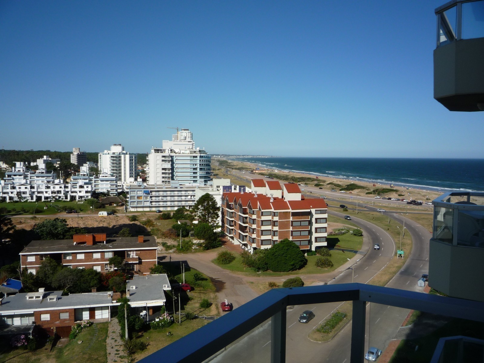 Departamento a metros de Playa Brava