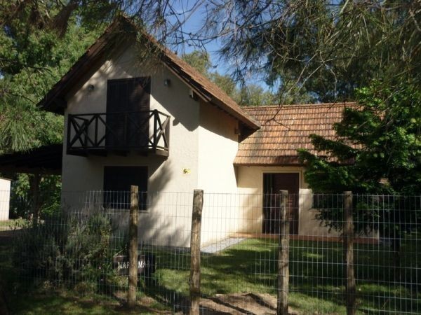 Casa en alquiler en Balneario Buenos Aires.