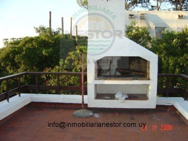 Linda casa a pasos de la playa de Solanas.