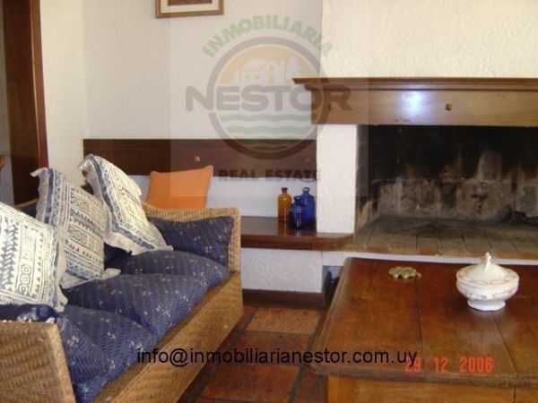 Linda casa a pasos de la playa de Solanas.