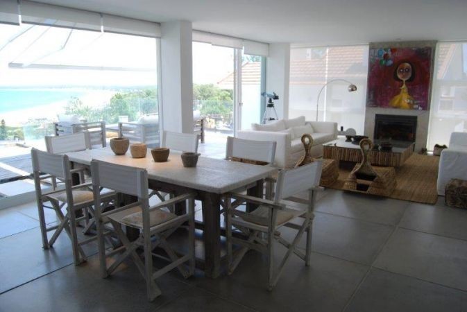 Espectacular casa con piscina y la mejor vista a Solanas y atardeceres.