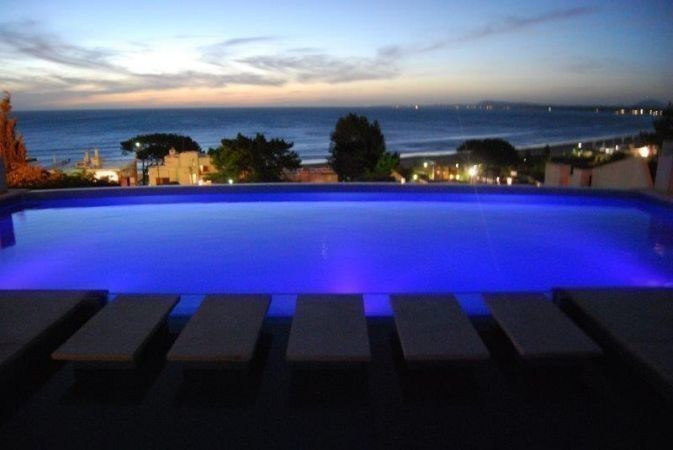 Espectacular casa con piscina y la mejor vista a Solanas y atardeceres.