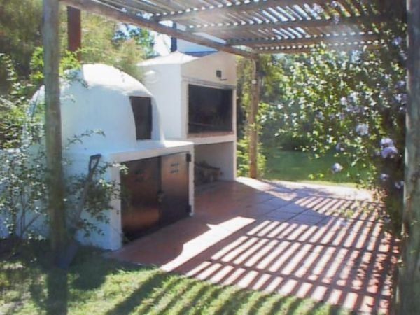 Exclusiva Casa Campo en alquiler, tranquilidad buen gusto y gran comodidad