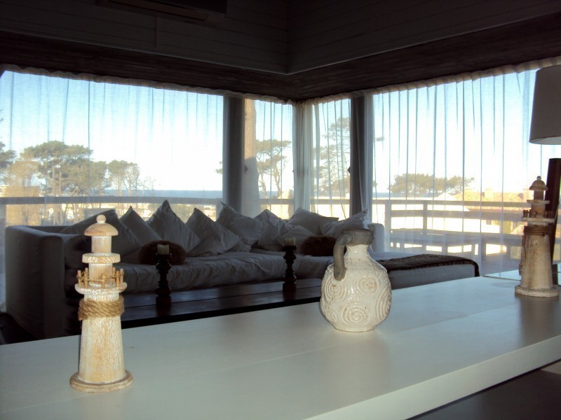 Casa super Chic en alquiler y venta en Montoya a pasitos del mar.