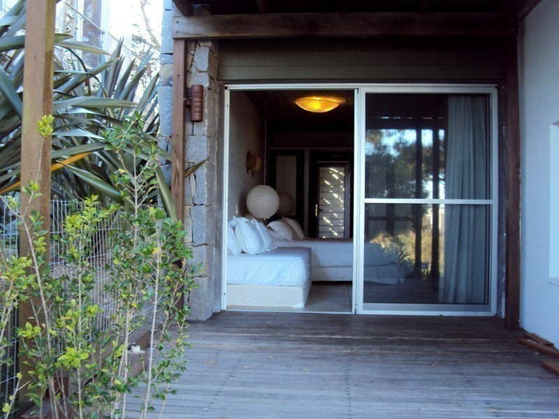 Casa super Chic en alquiler y venta en Montoya a pasitos del mar.