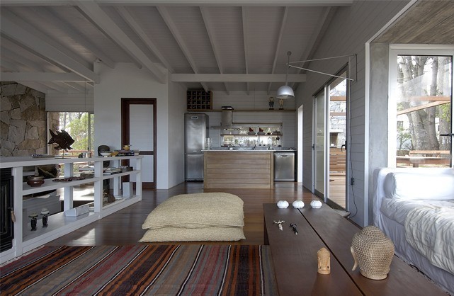 Casa super Chic en alquiler y venta en Montoya a pasitos del mar.