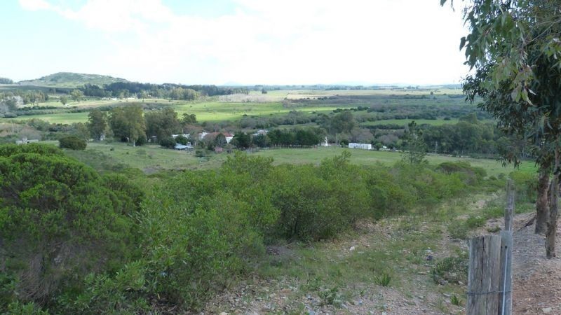 Chacra en Abra de Perdomo en pleno cerro con excelentes vistas.