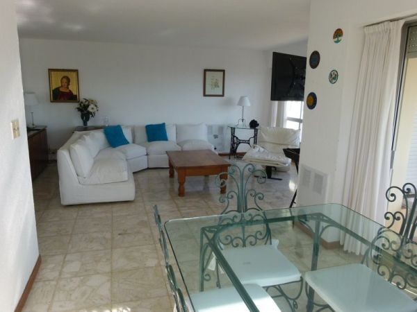 Cómodo departamento a pasitos del mar