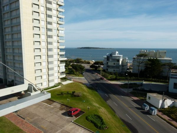 Cómodo departamento a pasitos del mar
