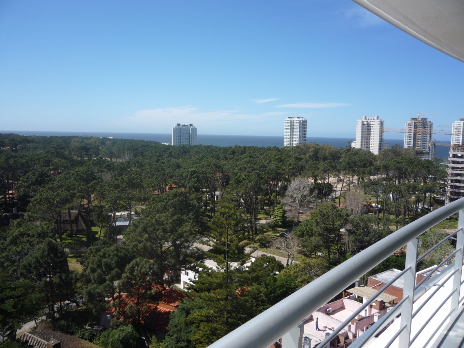 Departamento en la Brava  en Torre con Amenities