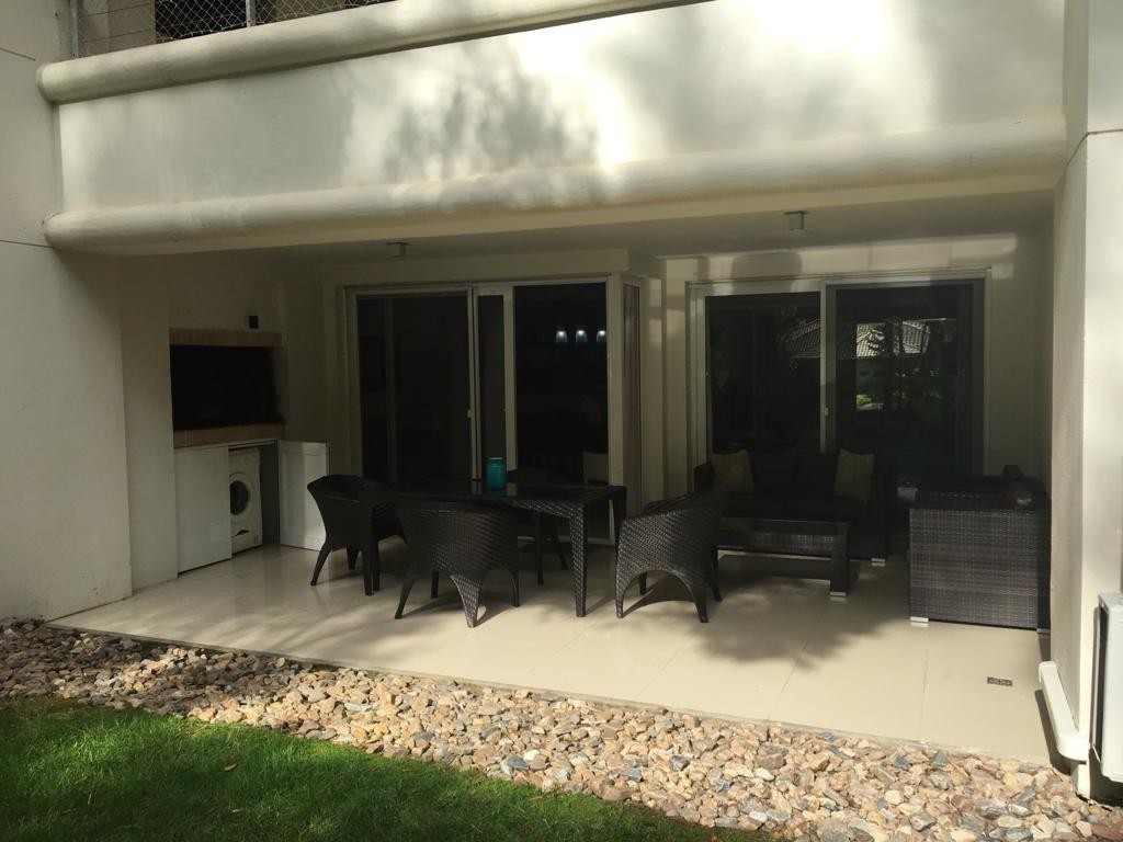 Amplio apartamento de un dormitorio con todos los servicios, con entrega y financiacion en 48 ctas