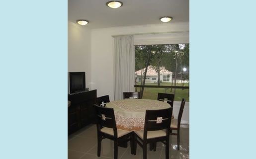Compre amplio apartamento con muy buenos servicios