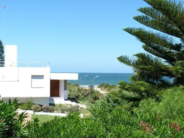 Muy linda casa a 100 metros de la mejor Playa de Punta del Este.