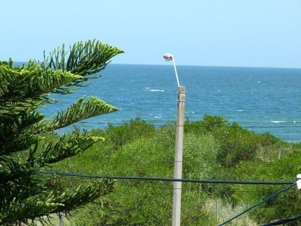 Muy linda casa a 100 metros de la mejor Playa de Punta del Este.