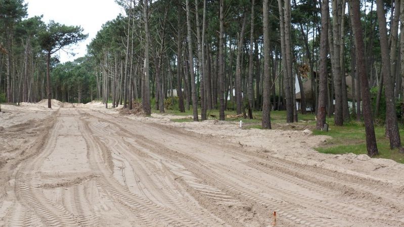 Fraccionamiento en Pinares, Parque Burnett, parada 35. Terrenos de 1.000  y 1.200 m2.