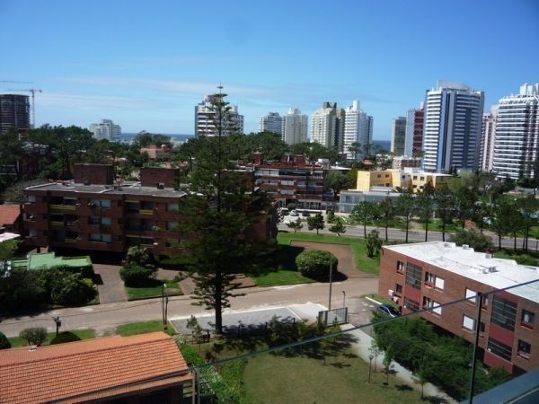 Excelente departamento en Torre de categoría!
