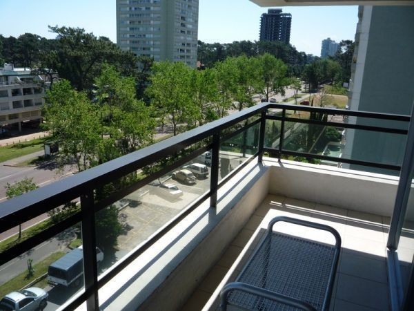 Lindo departamento de un dormitorio para alquilar en Av. Roosevelt.