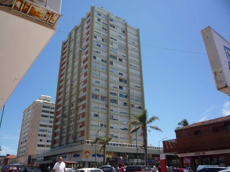 Depto de 3 dorm en Torre clasica de Peninsula en alquiler