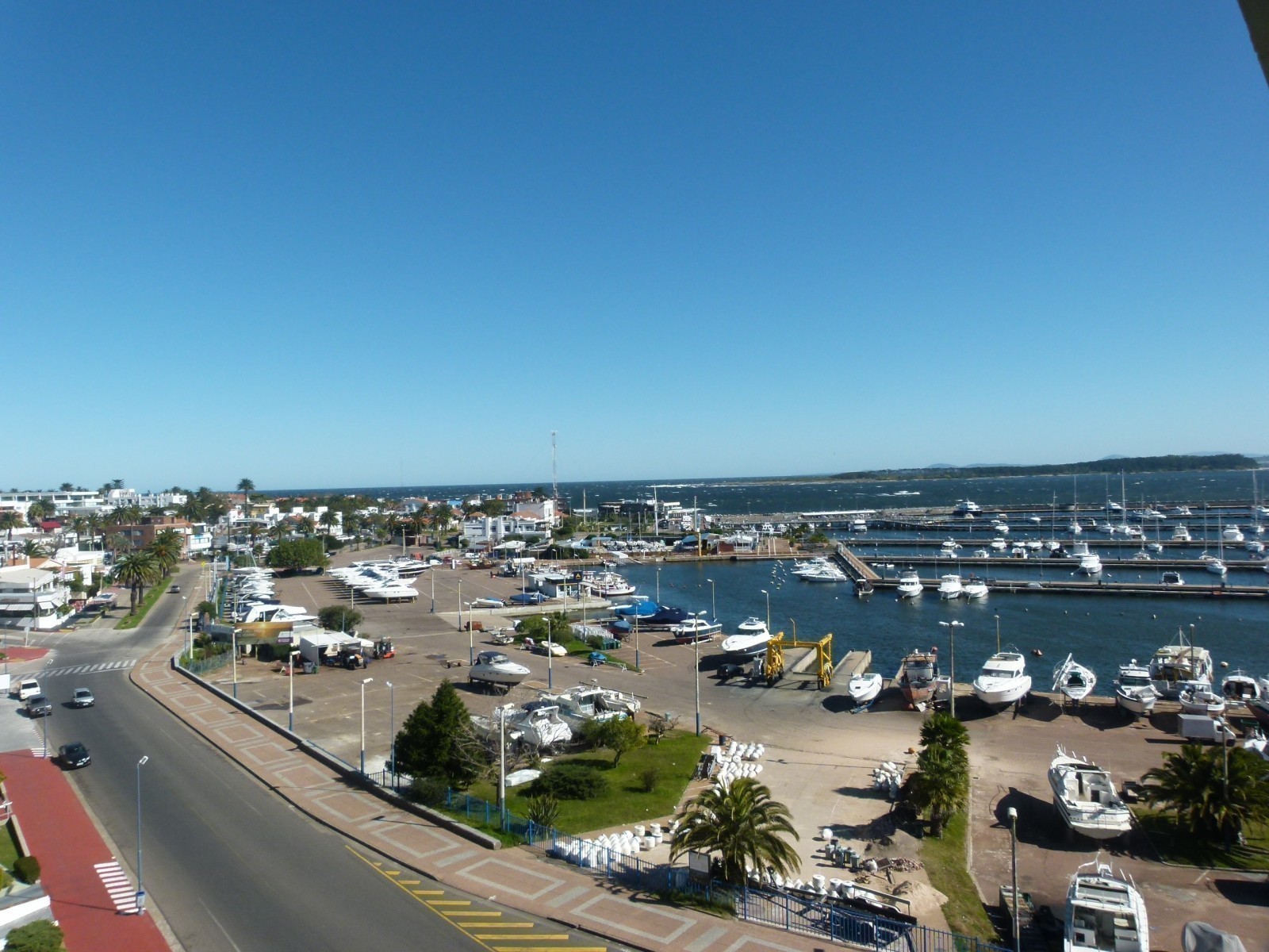 Departamento en alquiler con hermosas vistas al Puerto!