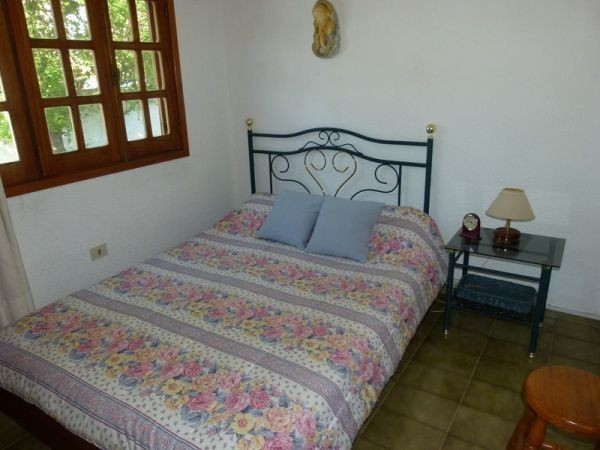 Cabaña en alquiler en impecable estado en Barrio Cantegril.