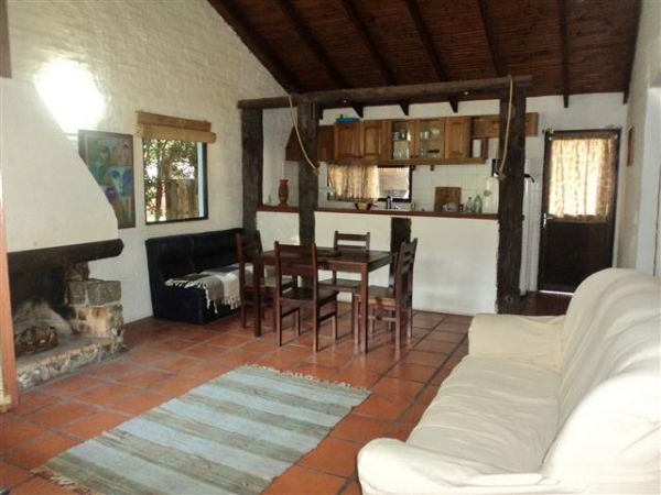Pintoresca casa con jardín