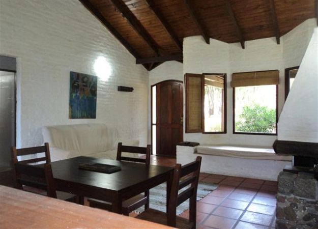 Pintoresca casa con jardín