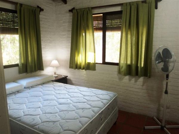 Pintoresca casa con jardín