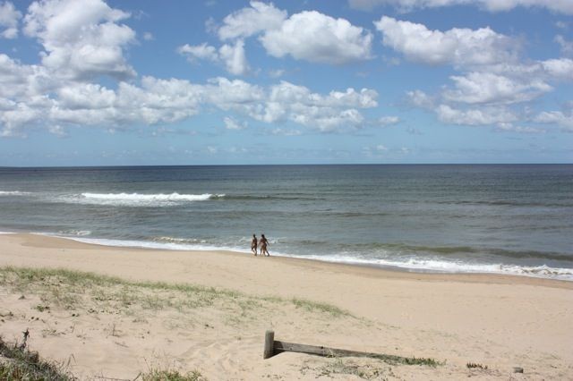 Excelente terreno de 73.000 m2 con 400 metros de frente sobre el mar