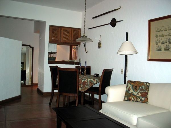 Excelente! Loft reciclado en el complejo Marina del Este.