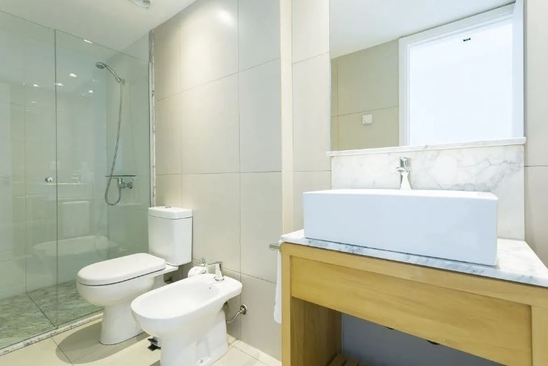 Venta de edificio Altamar de reciente construcción con una de las mejores vistas de Punta del Este