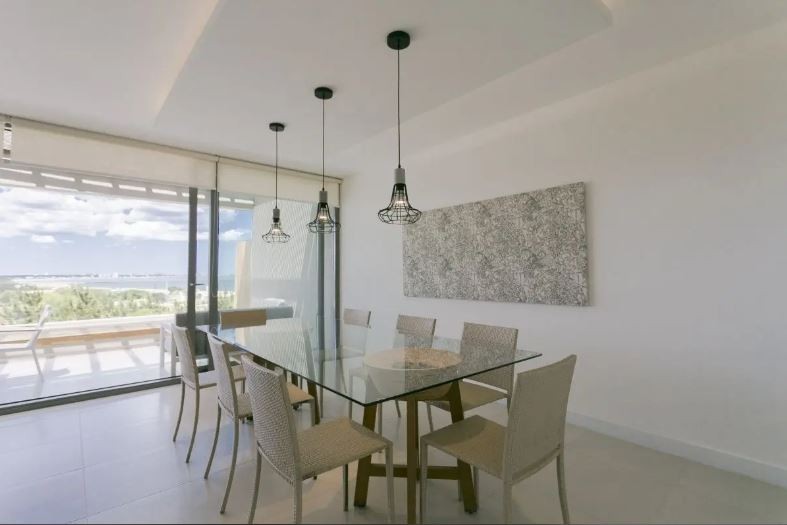 Venta de edificio Altamar de reciente construcción con una de las mejores vistas de Punta del Este