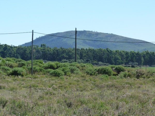 Buen terreno de 1076 m2 a solo 400 metros de la playa