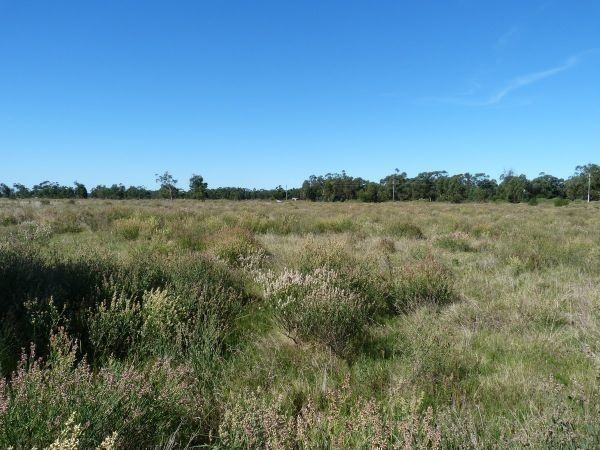 Buen terreno de 1076 m2 a solo 400 metros de la playa