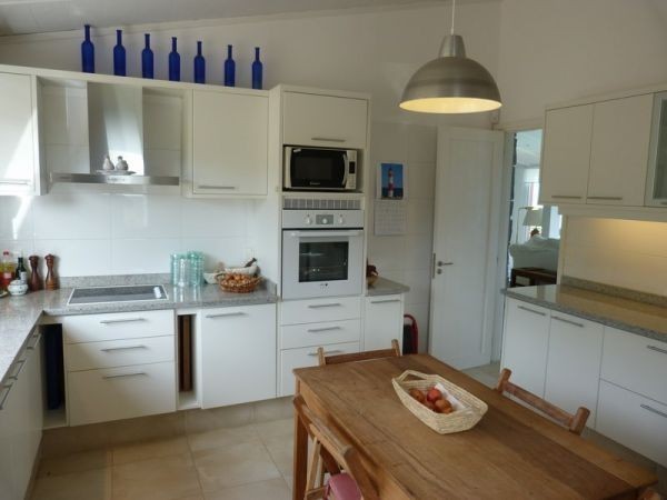 Espectacular casa sobre la ladera del Cerro Pan de Azúcar, con vistas al Mar y a las Sierras.