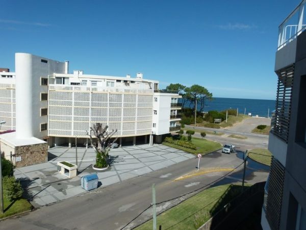 Departamento Pent House de 1 dormitorio con parrillero propio y jacuzzi, playa Mansa, Punta del Este