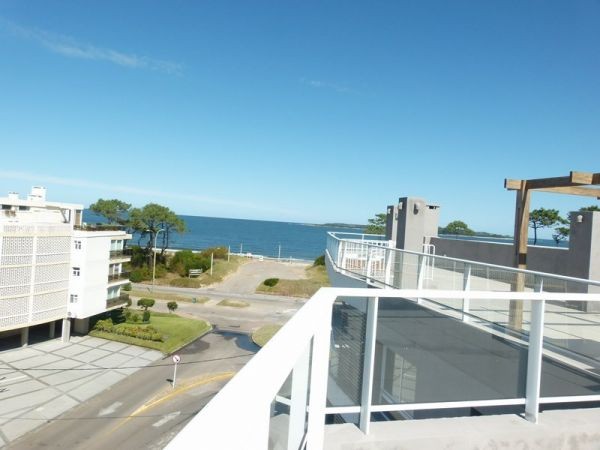 Departamento Pent House de 1 dormitorio con parrillero propio y jacuzzi, playa Mansa, Punta del Este