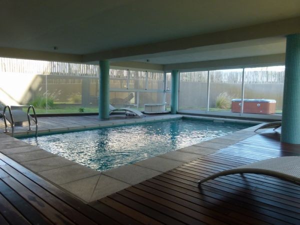 Departamento Pent House de 1 dormitorio con parrillero propio y jacuzzi, playa Mansa, Punta del Este