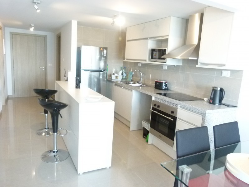 Departamento de un dormitorio y medio en edificio con amenities