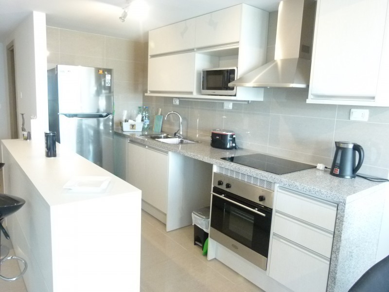 Departamento de un dormitorio y medio en edificio con amenities