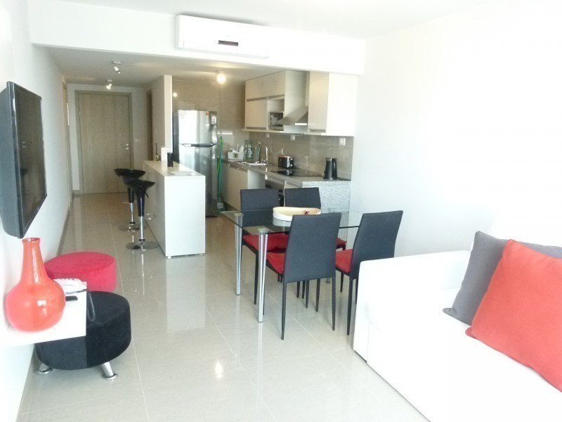 Departamento de un dormitorio y medio en edificio con amenities